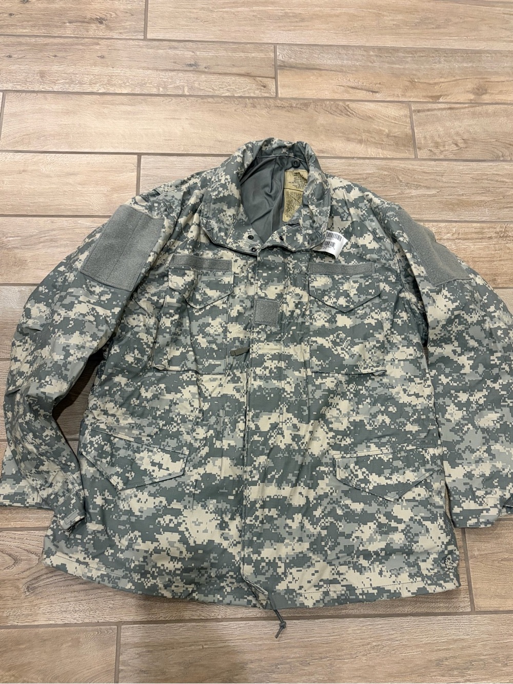 genuine issue U.S. Army Cold Weather Field Coat Camouflage XL Long New with tags